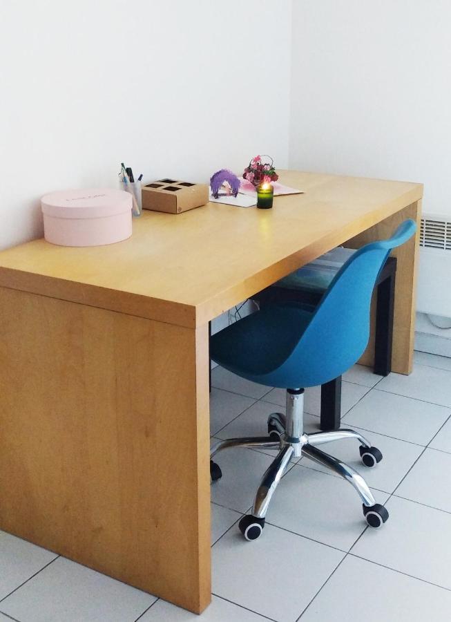 T2 Castellane 15 Minute Velodrome Vieux-port Apartment Marseilles